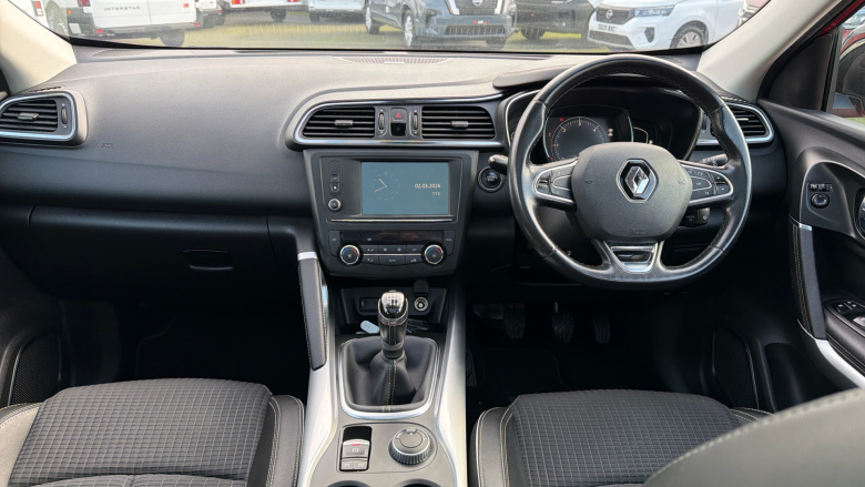 Renault Kadjar 1.6 dCi Signature Nav 5dr 4WD Diesel Hatchback